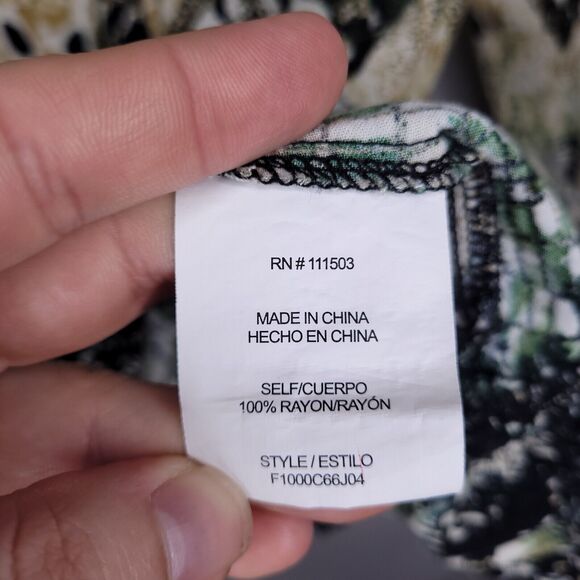 Fig & Flower Blouse Womens Large Green Yellow Leopard Print Abstract - Picture 10 of 10